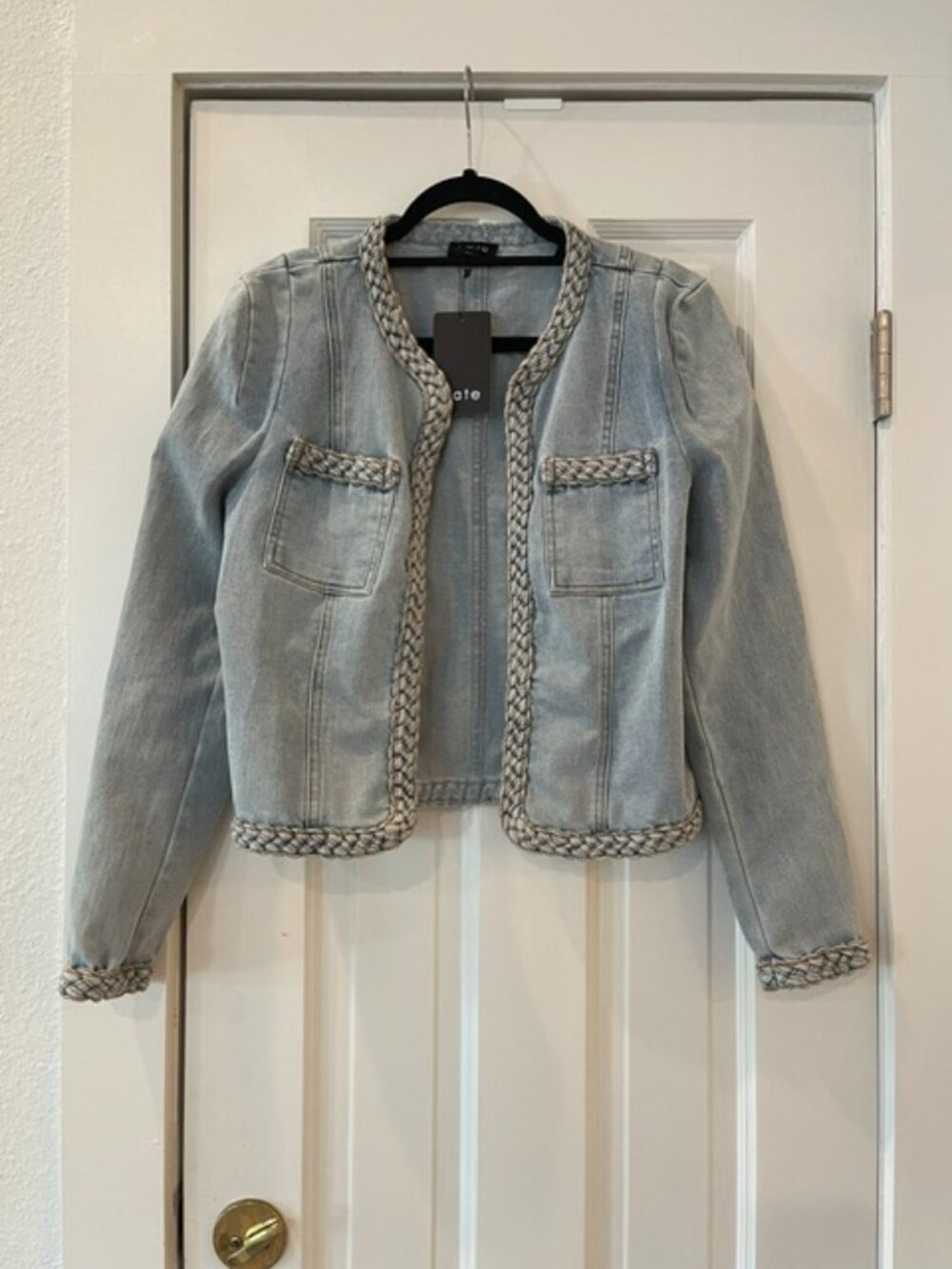 Fate Light Wash Denim Braided Trim Open Front Lady Jacket Crop Blazer - M NWT